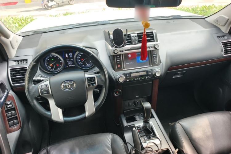 Used Toyota Prado 2016 3.5L Automatic TX-L NAVI Center Console