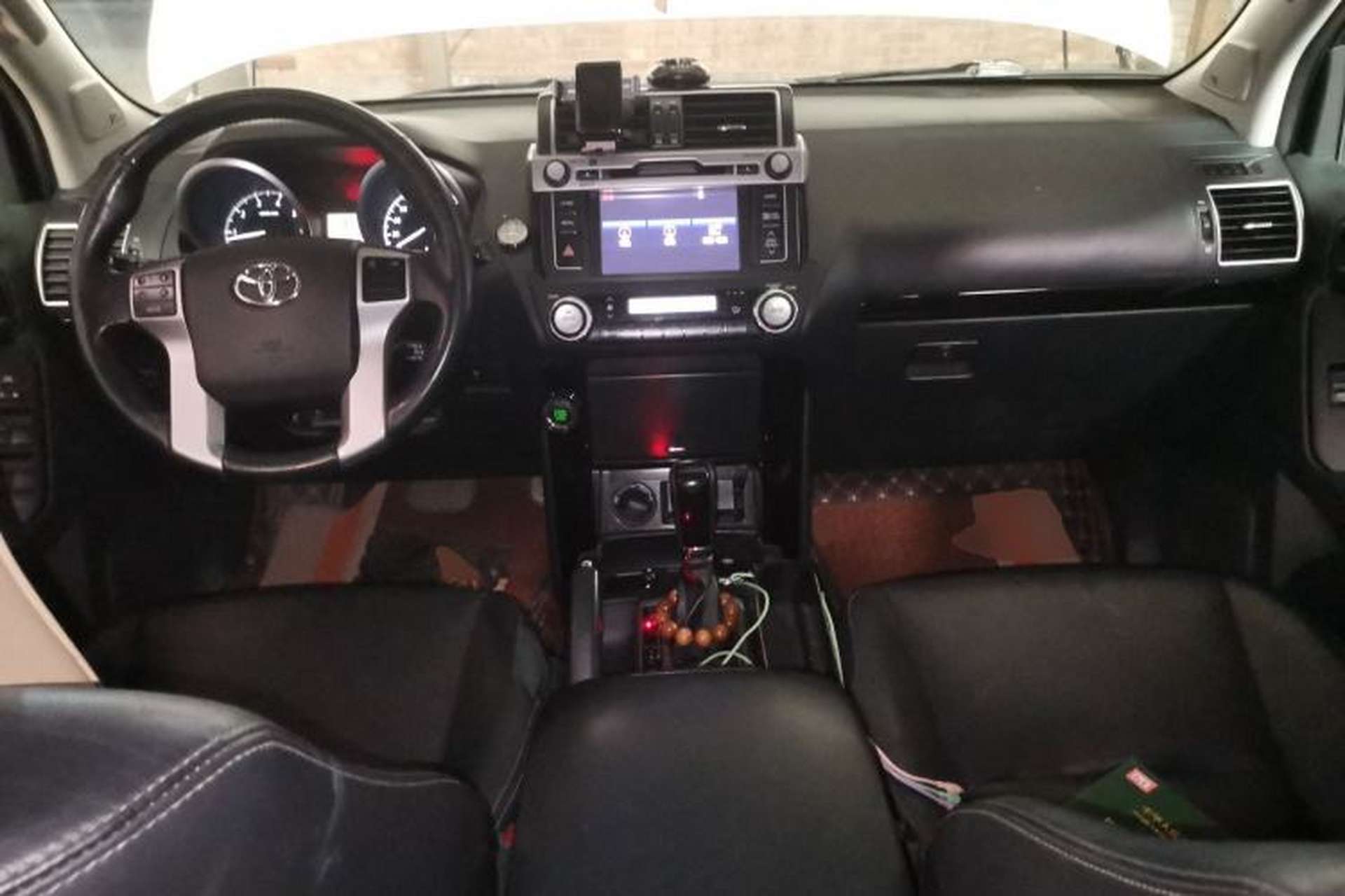 Used Toyota Prado 2016 2.7L Automatic Luxury Edition Center Console