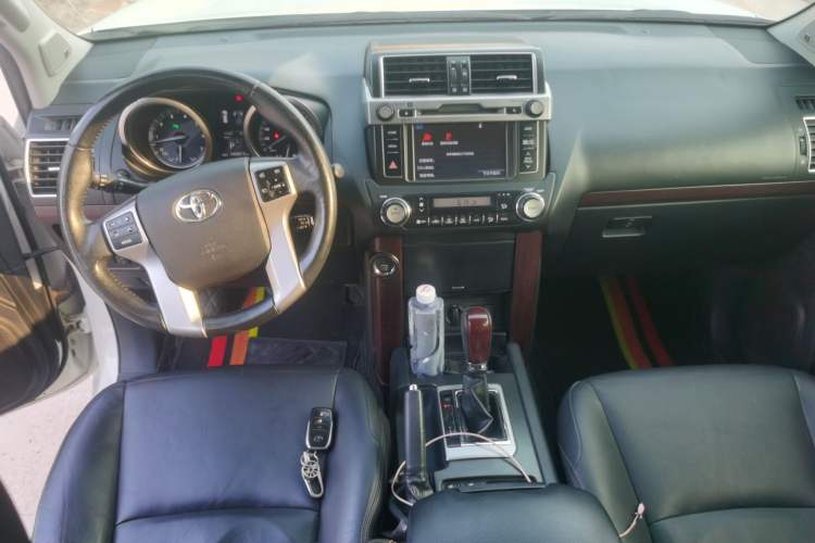 Used Toyota Prado 2016 3.5L Automatic TX-L NAVI Center Console