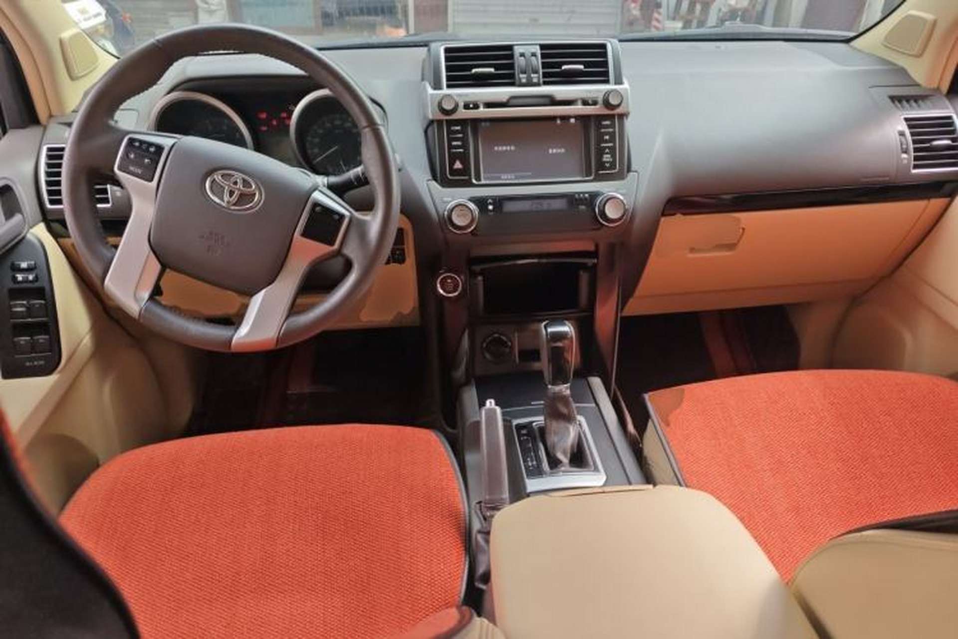 Used Toyota Prado 2016 2.7L Automatic Standard Edition Center Console
