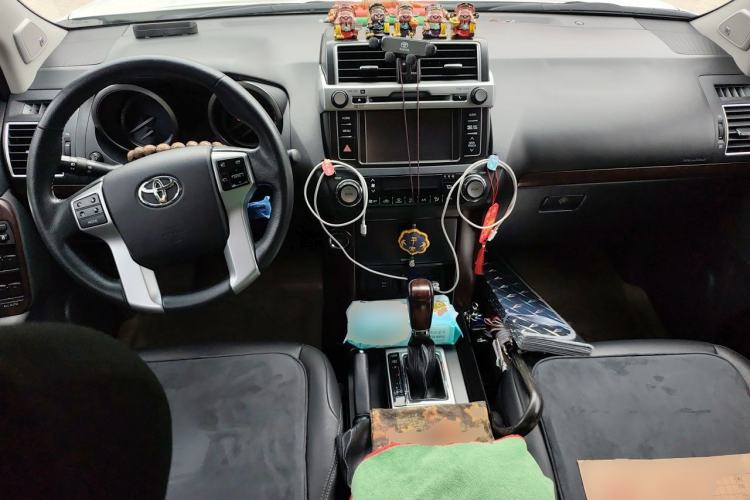 Used Toyota Prado 2016 3.5L Automatic TX-L NAVI Center Console