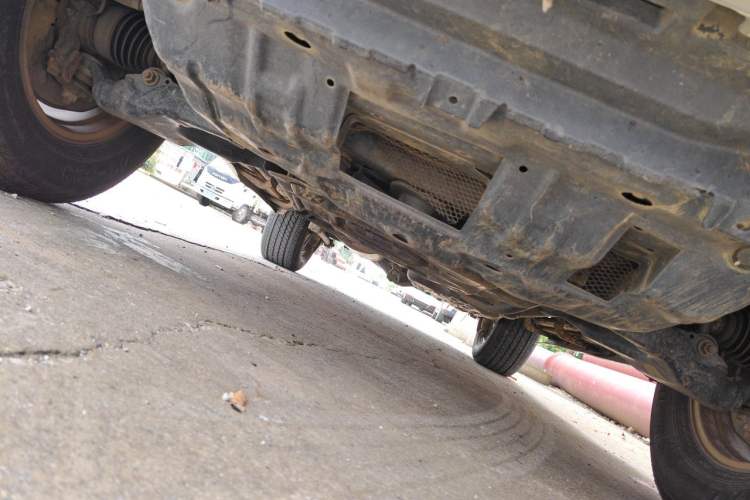 Used Toyota Prado 2016 2700 TX 7-Seater Middle East Version Chassis Front