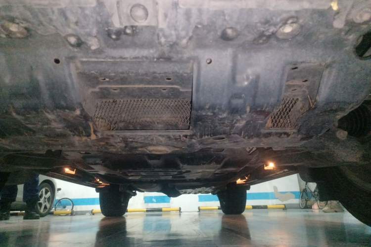 Used Toyota Prado 2016 3.5L Automatic TX-L NAVI Chassis Front