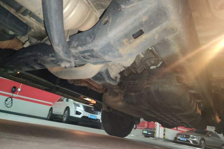 Used Toyota Prado 2016 3.5L Automatic TX-L NAVI Chassis Front Left
