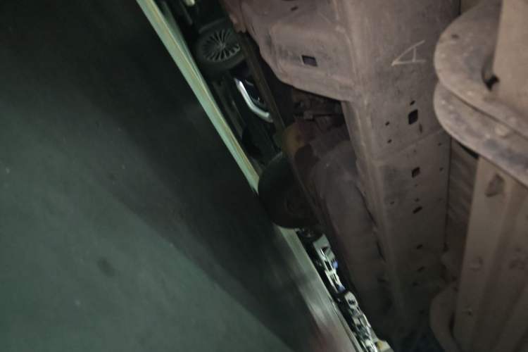 Used Toyota Prado 2016 2.7L Automatic Standard Edition Chassis Front Left