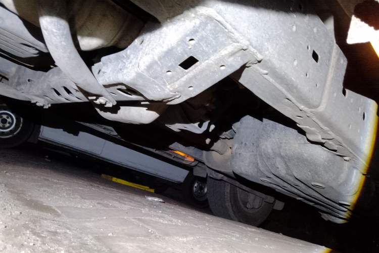 Used Toyota Prado 2016 3.5L Automatic TX-L NAVI Chassis Front Left