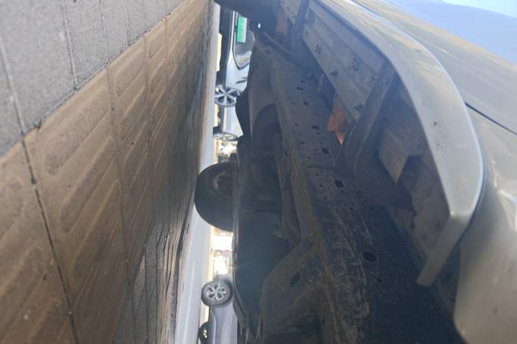 Used Toyota Prado 2016 3.5L Automatic TX-L Chassis Front Right