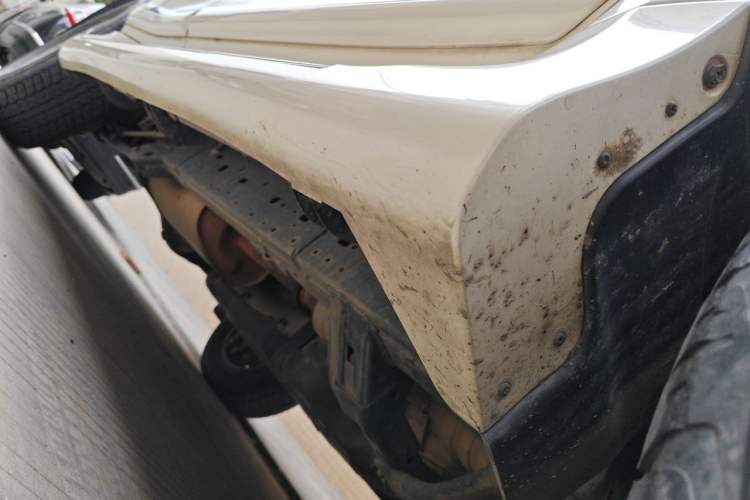 Used Toyota Prado 2016 2700 TX 7-Seater Middle East Version Chassis Front Right
