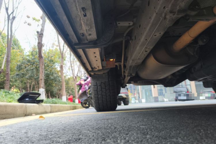 Used Toyota Prado 2016 3.5L Automatic TX-L Chassis Front Right