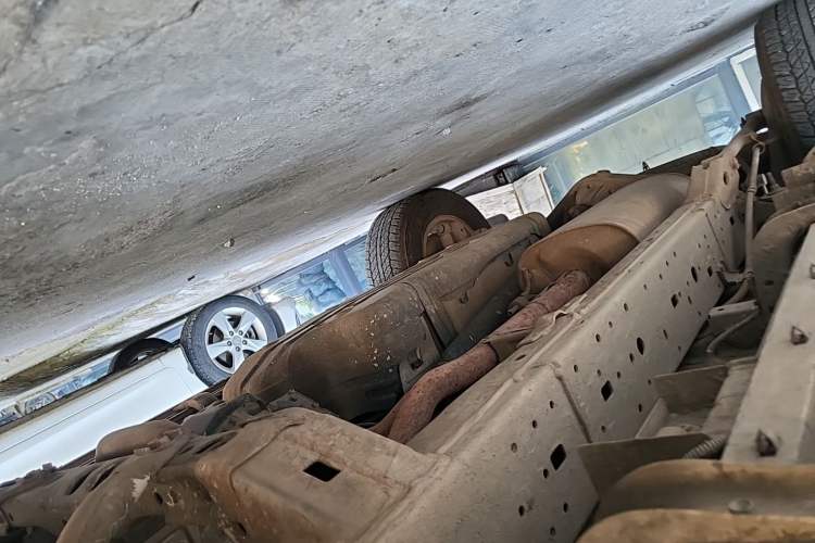 Used Toyota Prado 2016 3.5L Automatic TX-L Chassis Front Right