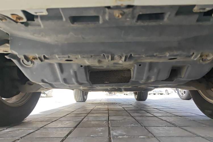 Used Toyota Prado 2016 2700 TX 7-Seater Middle East Version Chassis Front
