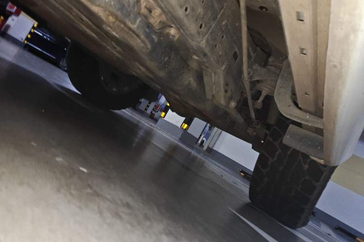 Used Toyota Prado 2016 2.7L Automatic Standard Edition Chassis Rear Left