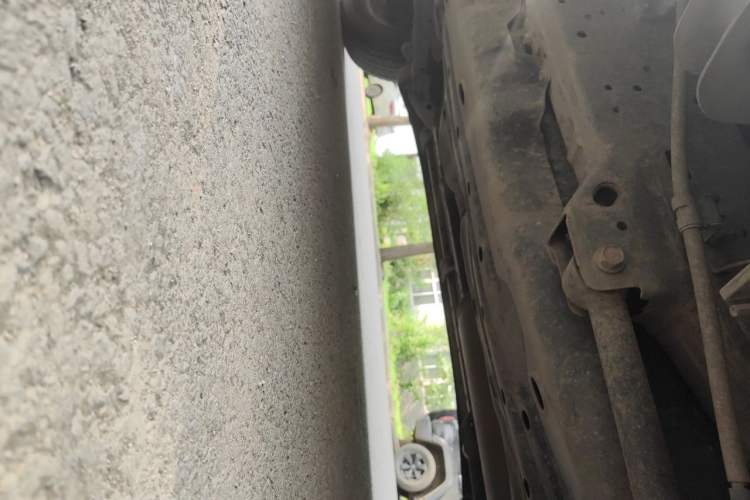 Used Toyota Prado 2016 2.7L Automatic Standard Edition Chassis Rear Left