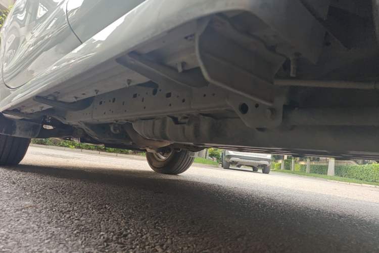 Used Toyota Prado 2016 3.5L Automatic TX-L Chassis Rear Left
