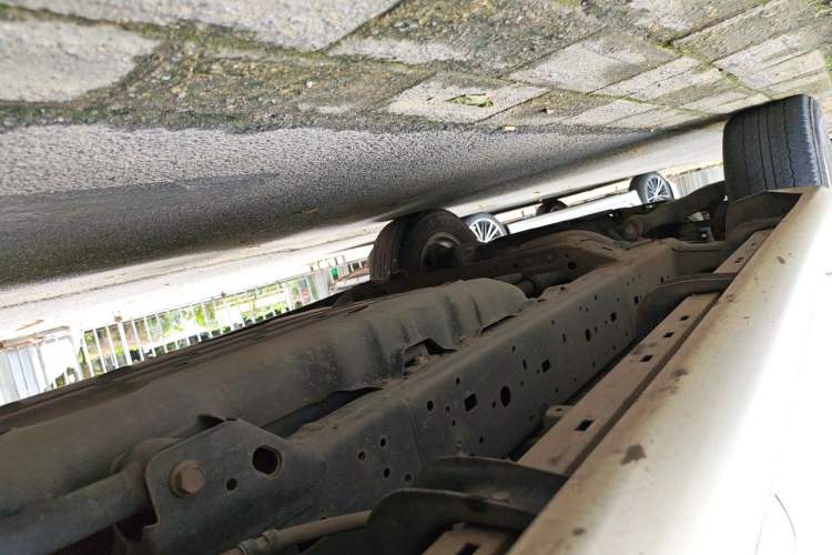 Used Toyota Prado 2016 2.7L Automatic Standard Edition Chassis Rear Left