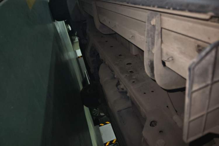 Used Toyota Prado 2016 2.7L Automatic Standard Edition Chassis Rear Left