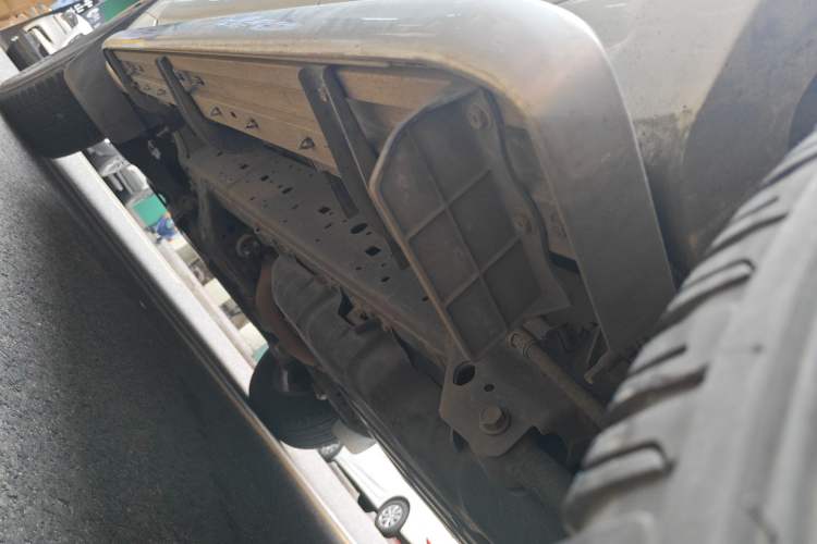 Used Toyota Prado 2016 3.5L Automatic TX-L Chassis Rear Left