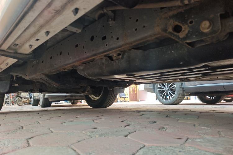 Used Toyota Prado 2016 2.7L Automatic Standard Edition Chassis Rear Left