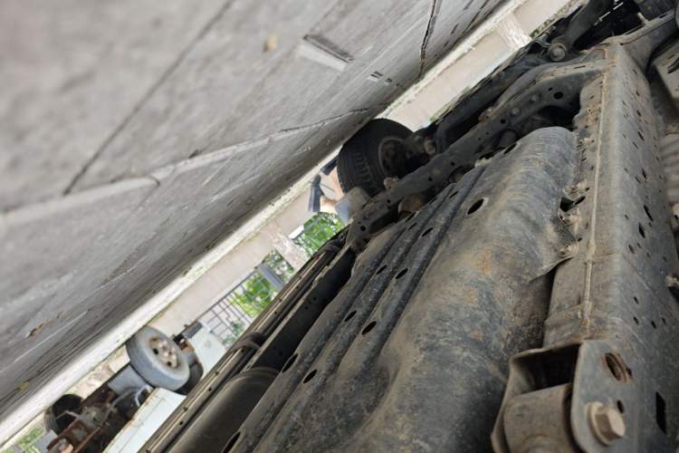 Used Toyota Prado 2016 2.7L Automatic Standard Edition Chassis Rear Left