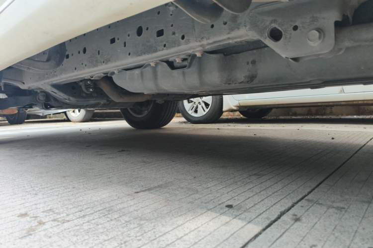 Used Toyota Prado 2016 4.0L 7-Seater Gasoline Middle East Version Chassis Rear Left