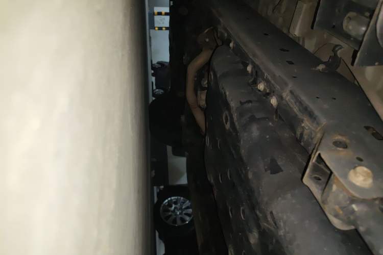 Used Toyota Prado 2016 3.5L Automatic TX-L NAVI Chassis Rear Left
