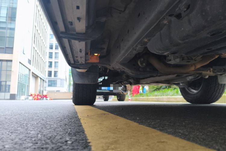 Used Toyota Prado 2016 3.5L Automatic TX-L Chassis Rear Left