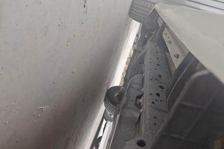 Used Toyota Prado 2016 2.7L Automatic Standard Edition Chassis Rear Left