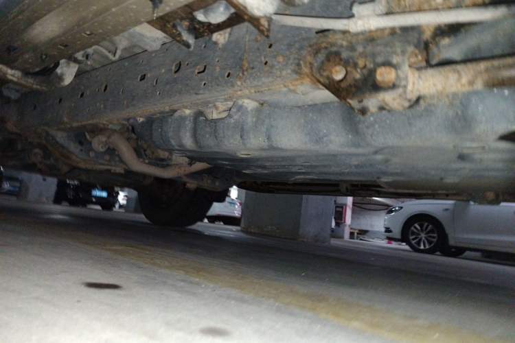 Used Toyota Prado 2016 3.5L Automatic TX-L Chassis Rear Left