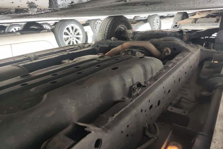 Used Toyota Prado 2016 3.5L Automatic TX-L Chassis Rear Left