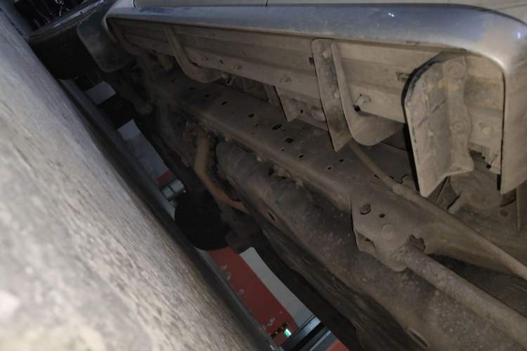 Used Toyota Prado 2016 3.5L Automatic TX-L Chassis Rear Left