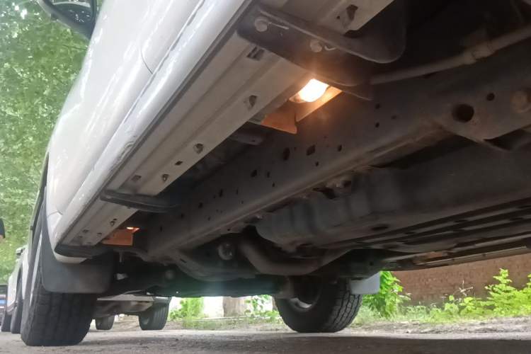Used Toyota Prado 2016 3.5L Automatic TX-L Chassis Rear Left