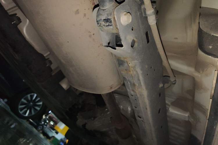 Used Toyota Prado 2016 2.7L Automatic Standard Edition Chassis Rear Right