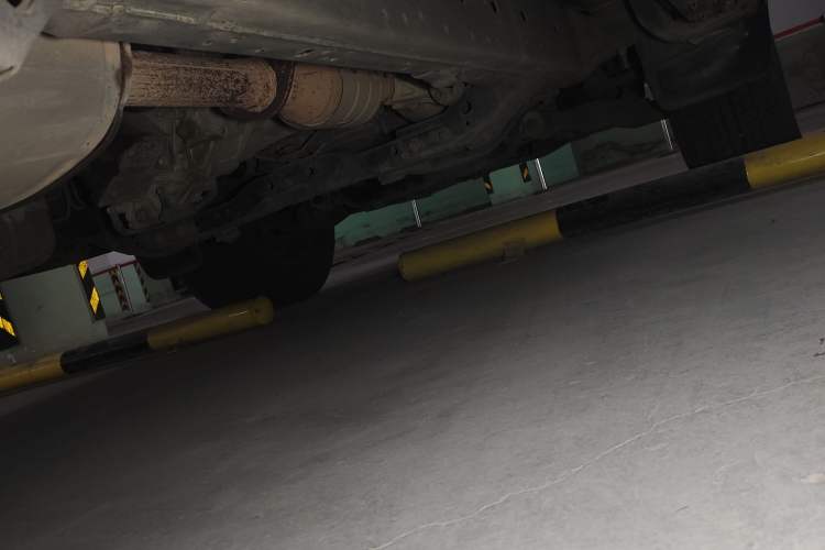Used Toyota Prado 2016 2.7L Automatic Standard Edition Chassis Rear Right
