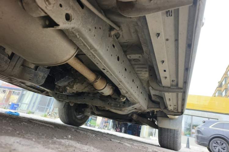 Used Toyota Prado 2016 2.7L Automatic Standard Edition Chassis Rear Right