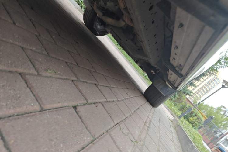 Used Toyota Prado 2016 3.5L Automatic TX-L Chassis Rear Right