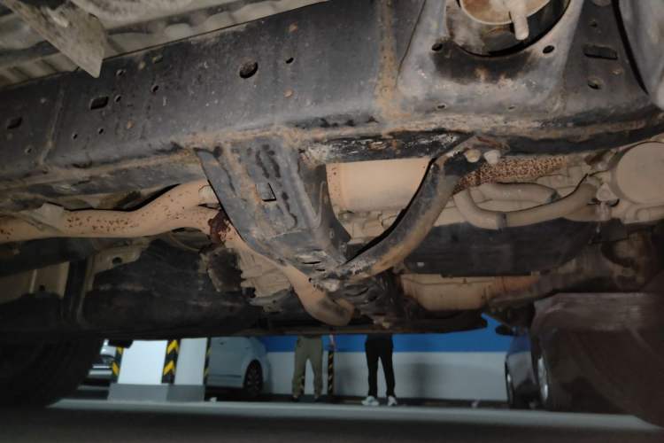 Used Toyota Prado 2016 3.5L Automatic TX-L Chassis Rear Right