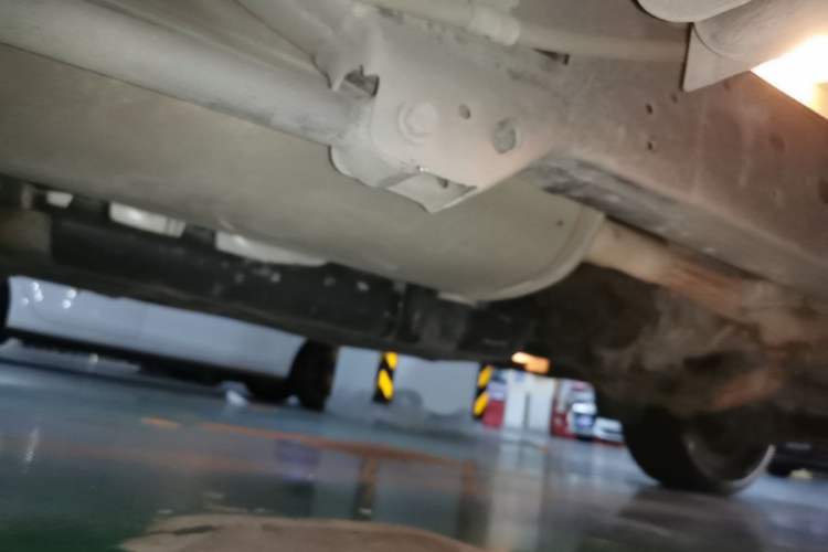 Used Toyota Prado 2016 3.5L Automatic TX-L Chassis Rear Right