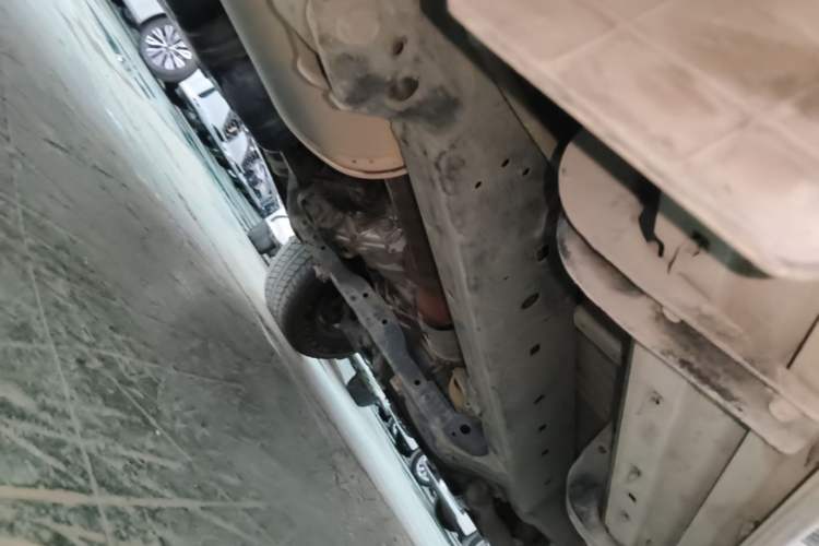 Used Toyota Prado 2016 2.7L Automatic Standard Edition Chassis Rear Right