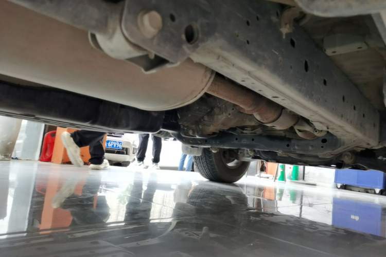 Used Toyota Prado 2016 2.7L Automatic Standard Edition Chassis Rear Right
