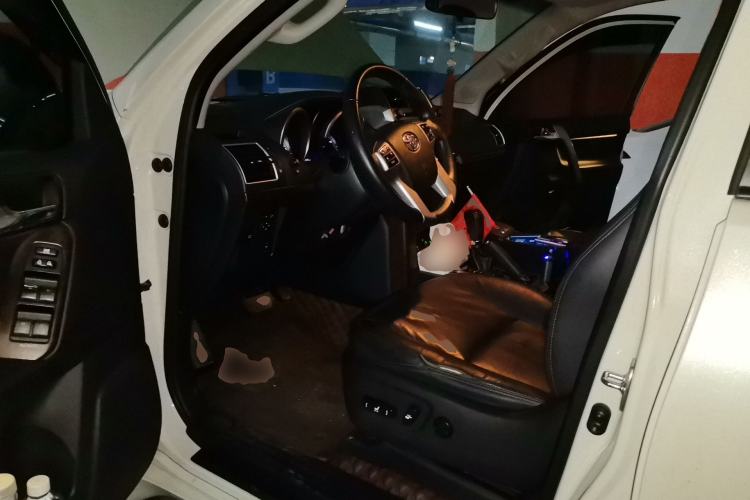 Used Toyota Prado 2016 3.5L Automatic TX-L Driver Seat