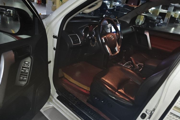 Used Toyota Prado 2016 2.7L Automatic Standard Edition Driver Seat