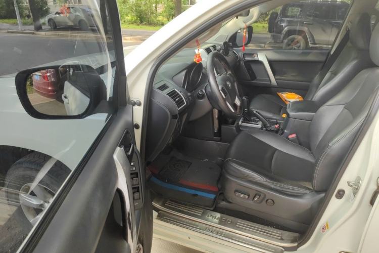 Used Toyota Prado 2016 2.7L Automatic Standard Edition Driver Seat