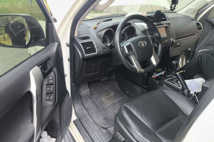 Used Toyota Prado 2016 2.7L Automatic Luxury Edition Driver Seat