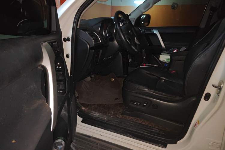 Used Toyota Prado 2016 2.7L Automatic Standard Edition Driver Seat