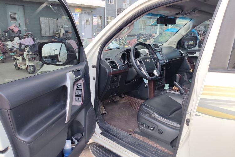 Used Toyota Prado 2016 3.5L Automatic TX-L Driver Seat