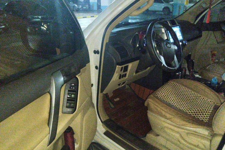 Used Toyota Prado  Driver Seat