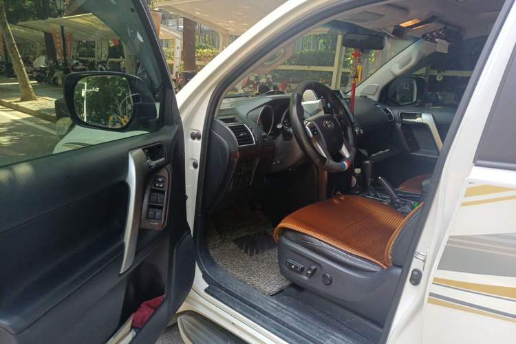 Used Toyota Prado 2016 3.5L Automatic TX-L Driver Seat