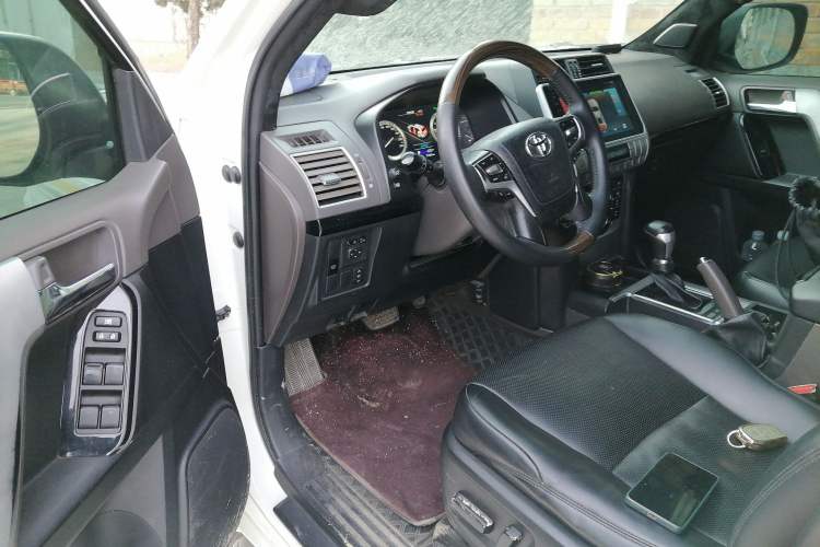 Used Toyota Prado 2016 3.5L Automatic TX-L Driver Seat