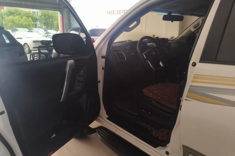 Used Toyota Prado 2016 2.7L Automatic Standard Edition Driver Seat