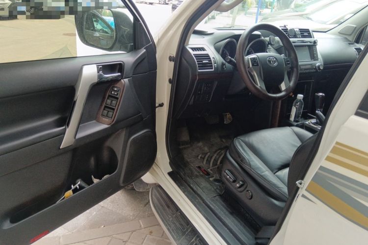 Used Toyota Prado 2016 3.5L Automatic TX-L Driver Seat